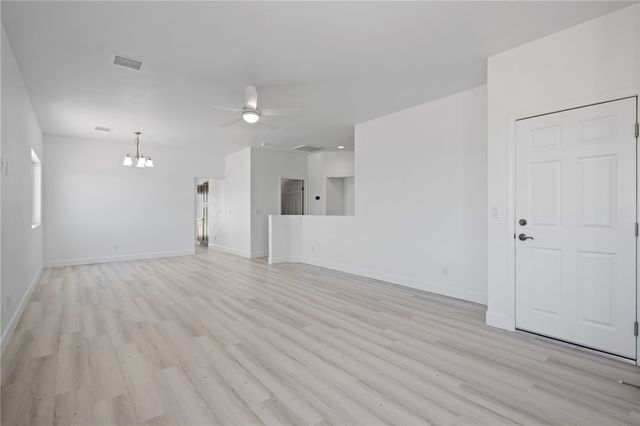 2705 W Shauna Drive, Golden Valley, AZ 86413