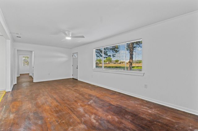 902 S 17th Ave., Hattiesburg, MS 39401