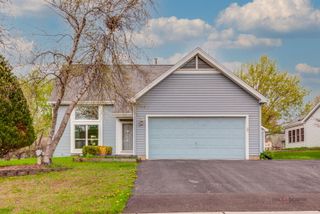 17362 W Dartmoor Drive, Grayslake, IL 60030