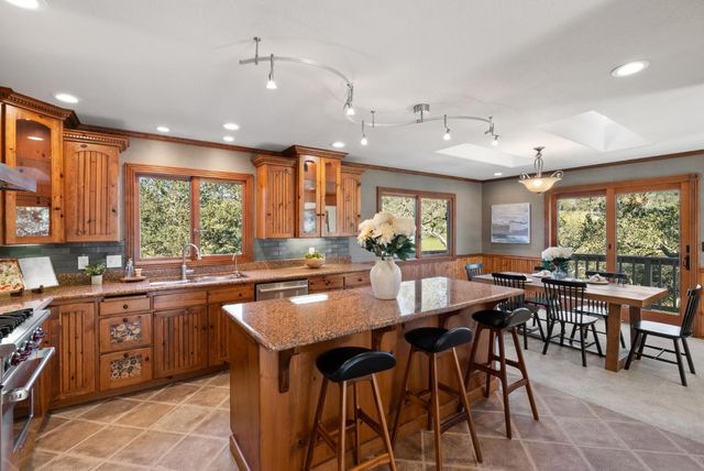 280 Hidden Valley Road, Royal Oaks, CA 95076