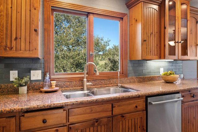 280 Hidden Valley Road, Royal Oaks, CA 95076