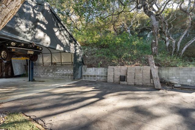 280 Hidden Valley Road, Royal Oaks, CA 95076