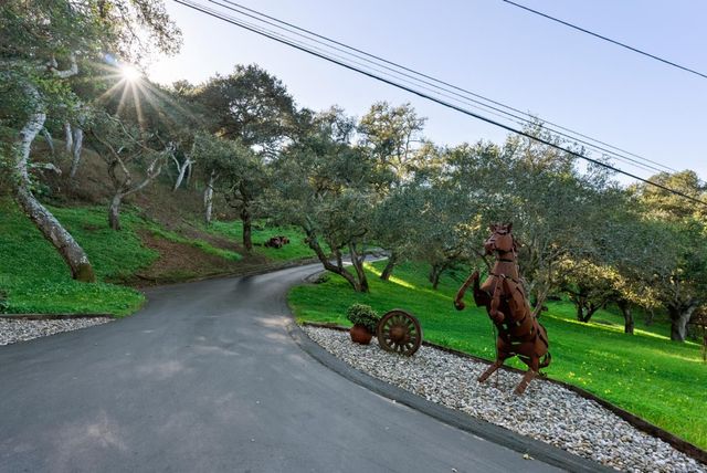 280 Hidden Valley Road, Royal Oaks, CA 95076