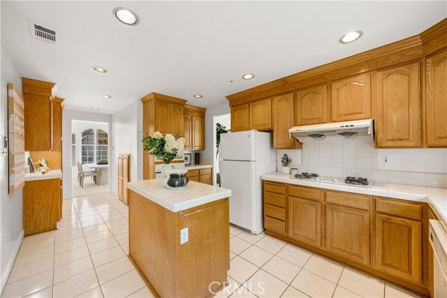 405 San Marino Oaks, San Gabriel, CA 91775