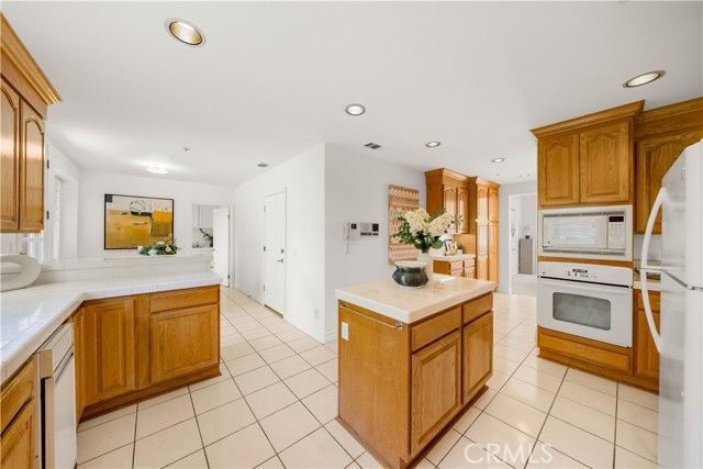 405 San Marino Oaks, San Gabriel, CA 91775