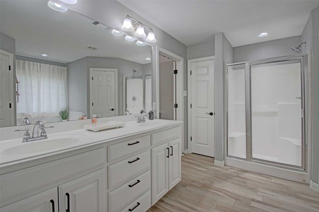 332 Delaware Street, Burleson, TX 76028