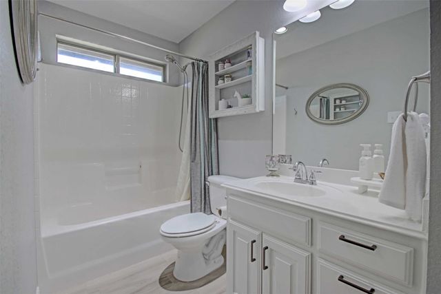 332 Delaware Street, Burleson, TX 76028