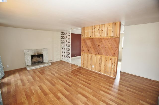 16165 Via Harriet, San Lorenzo, CA 94580