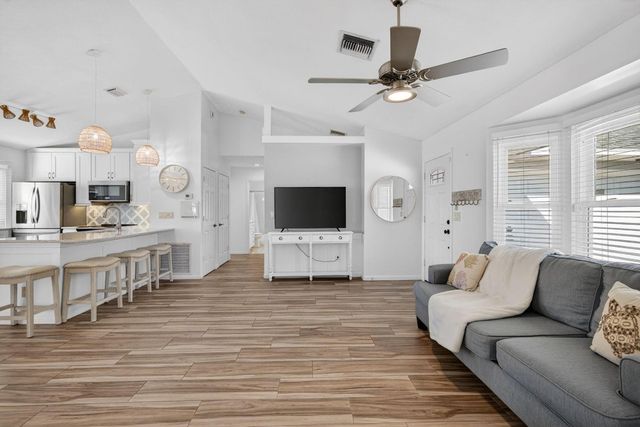 341 11th Avenue, Vero Beach, FL 32962