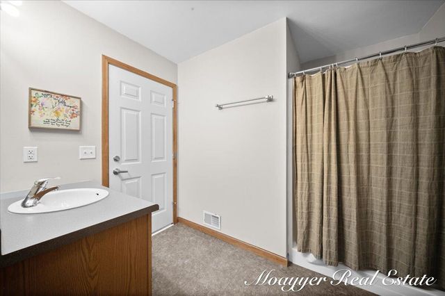 1736 Parker Drive, Wayland, MI 49348