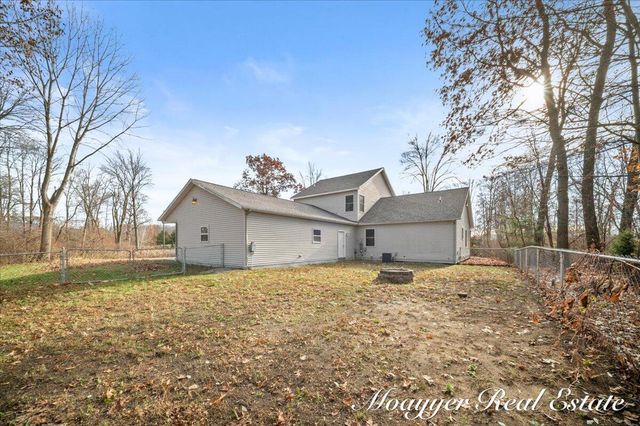 1736 Parker Drive, Wayland, MI 49348