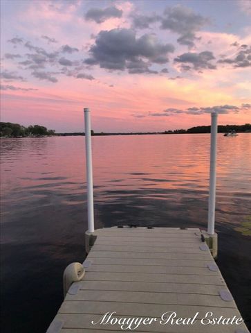 1736 Parker Drive, Wayland, MI 49348