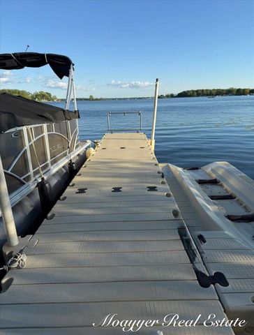 1736 Parker Drive, Wayland, MI 49348