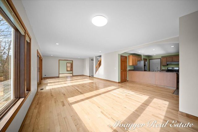 1736 Parker Drive, Wayland, MI 49348