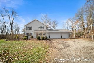 1736 Parker Drive, Wayland, MI 49348
