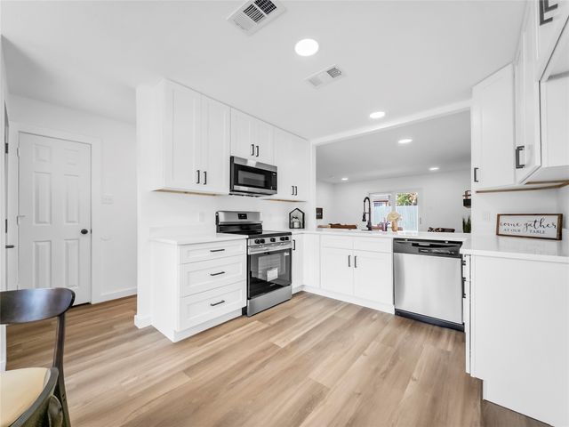 8 Atlanta Court, Mansfield, TX 76063