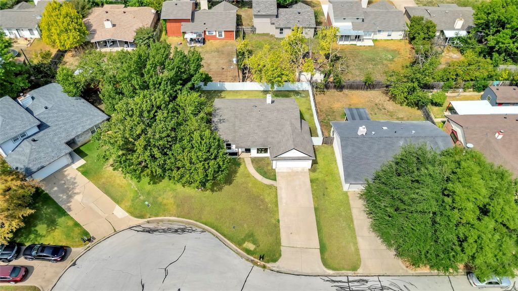 8 Atlanta Court, Mansfield, TX 76063 — photo 3