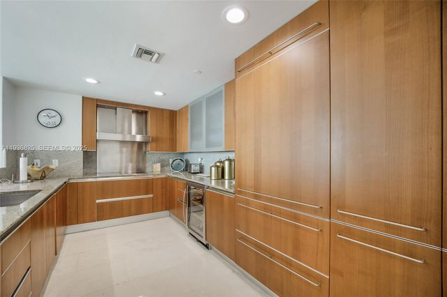 2627 S Bayshore Dr 1602, Miami, FL 33133