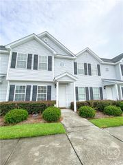 47 Bearing Circle, Port Wentworth, GA 31407