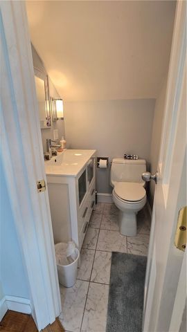 42 Kay Street 5, Newport, RI 02840