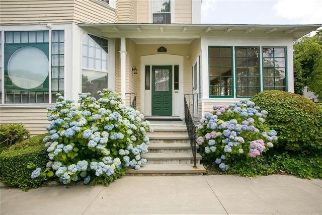 42 Kay Street 5, Newport, RI 02840