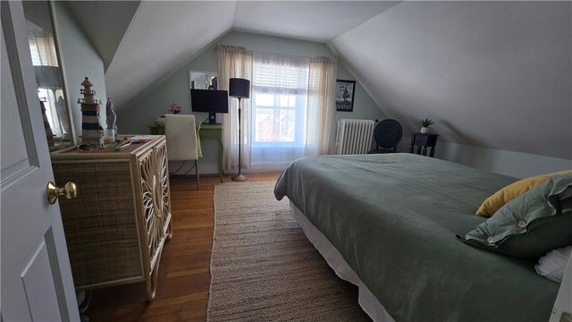 42 Kay Street 5, Newport, RI 02840