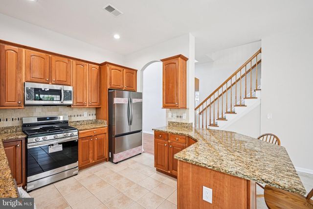 42 LEWIS DR, Mays Landing, NJ 08330