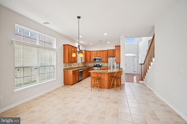 42 LEWIS DR, Mays Landing, NJ 08330