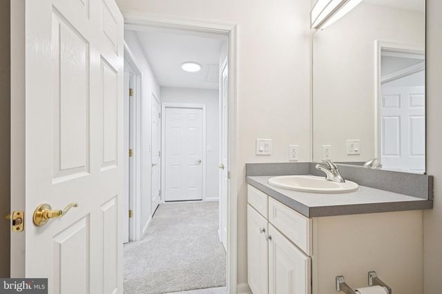 42 LEWIS DR, Mays Landing, NJ 08330