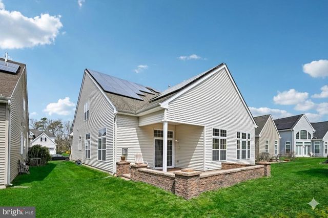 42 LEWIS DR, Mays Landing, NJ 08330
