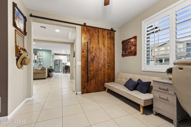 10085 E Fay Canyon Trail, Tucson, AZ 85747