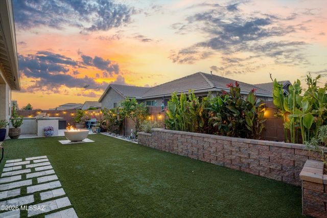 10085 E Fay Canyon Trail, Tucson, AZ 85747