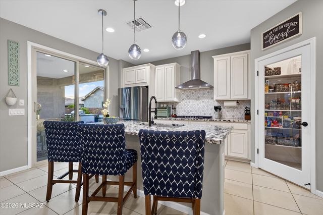 10085 E Fay Canyon Trail, Tucson, AZ 85747