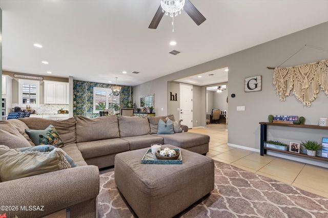 10085 E Fay Canyon Trail, Tucson, AZ 85747