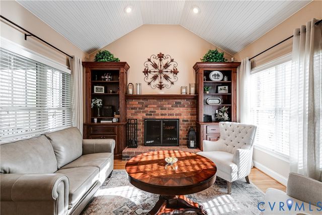 18178 Vontay Rd, Rockville, VA 23146