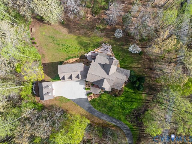 18178 Vontay Rd, Rockville, VA 23146