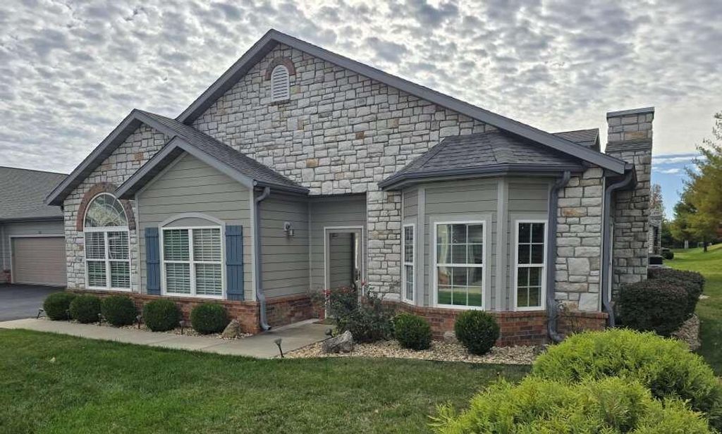 152 Rue De Villas Circle 4, Branson, MO 65616