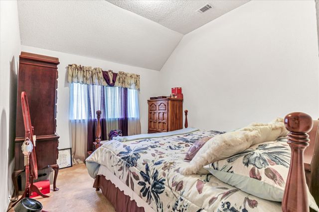 6706 Saddle Ridge Road, Arlington, TX 76016
