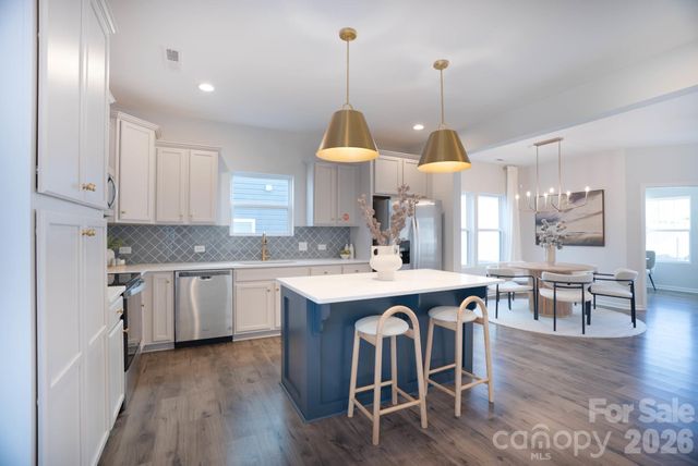 158 Mooring Drive, Statesville, NC 28677