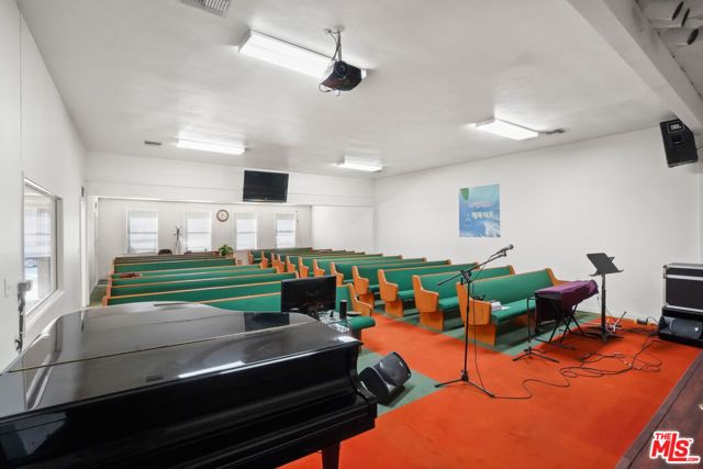 317 W Palmer Avenue, Glendale, CA 91204
