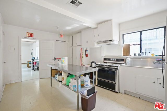 317 W Palmer Avenue, Glendale, CA 91204