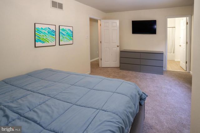 4440 N WOODS TRL, Hampstead, MD 21074