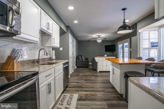 4440 N WOODS TRL, Hampstead, MD 21074