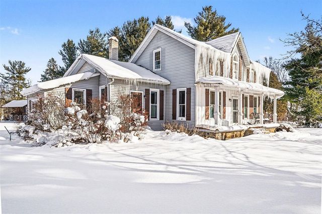 4819 Leonard Street, Coopersville, MI 49404