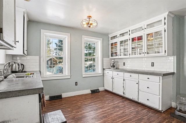 4819 Leonard Street, Coopersville, MI 49404