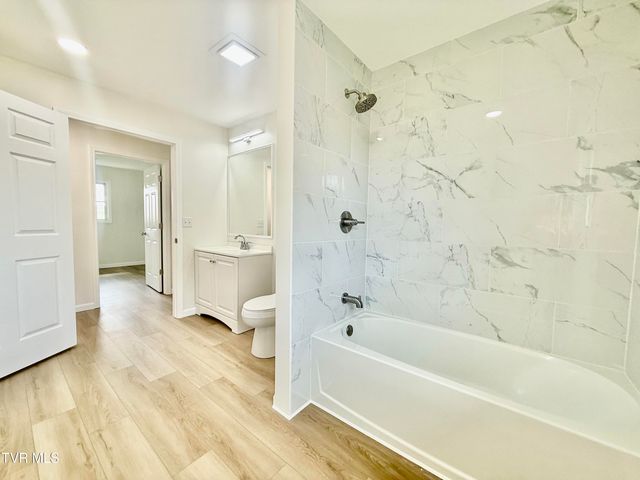 1006 Minton Place, Kingsport, TN 37660