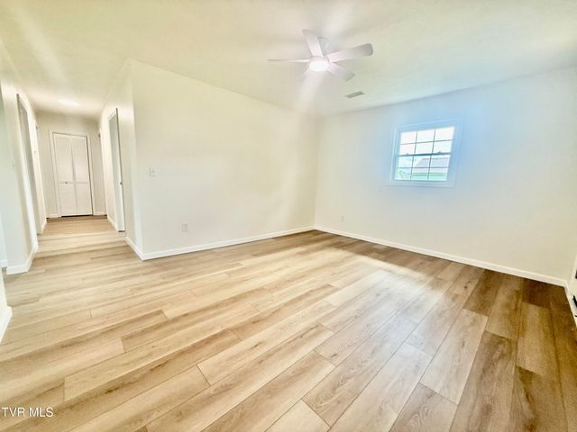 1006 Minton Place, Kingsport, TN 37660