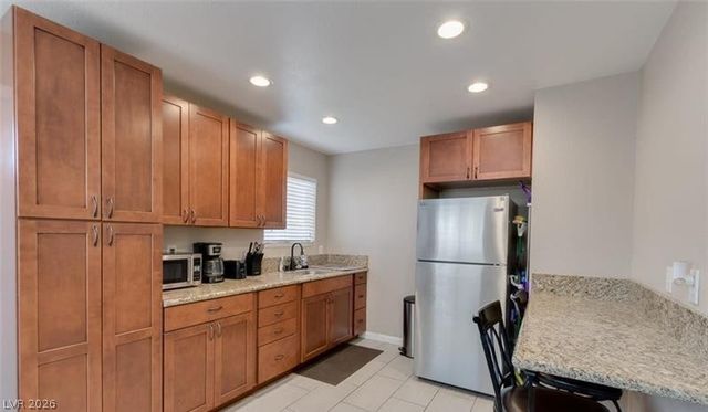 437 Waterwheel Falls Drive, Henderson, NV 89015