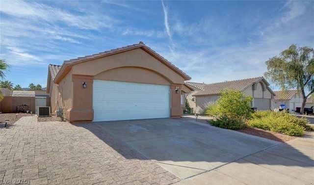 437 Waterwheel Falls Drive, Henderson, NV 89015