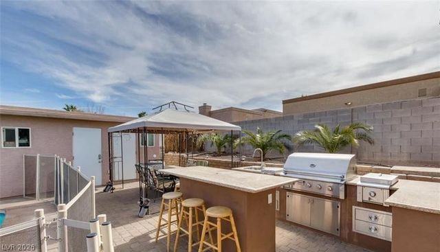 437 Waterwheel Falls Drive, Henderson, NV 89015